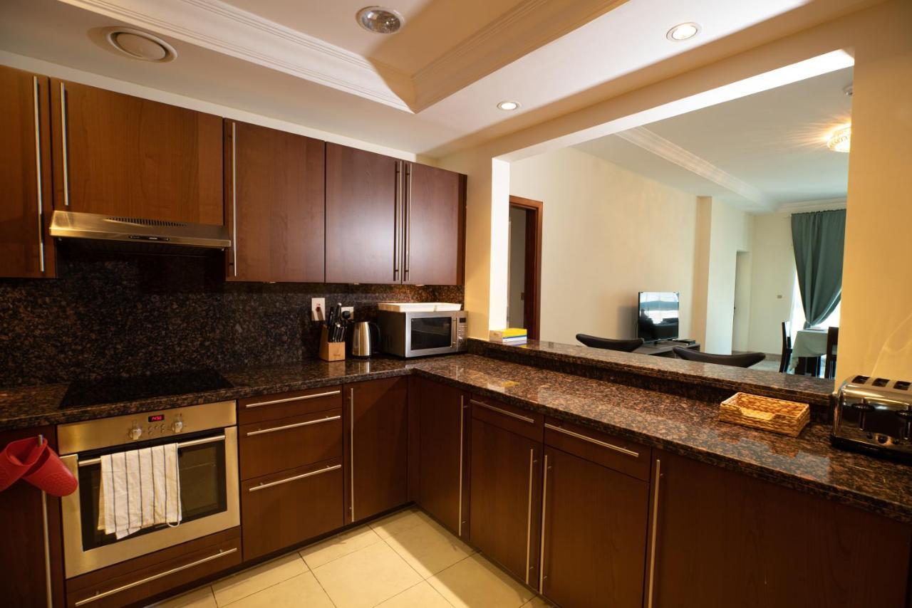 두바이 Gorgeous 2Br In Fairmont 아파트 외부 사진